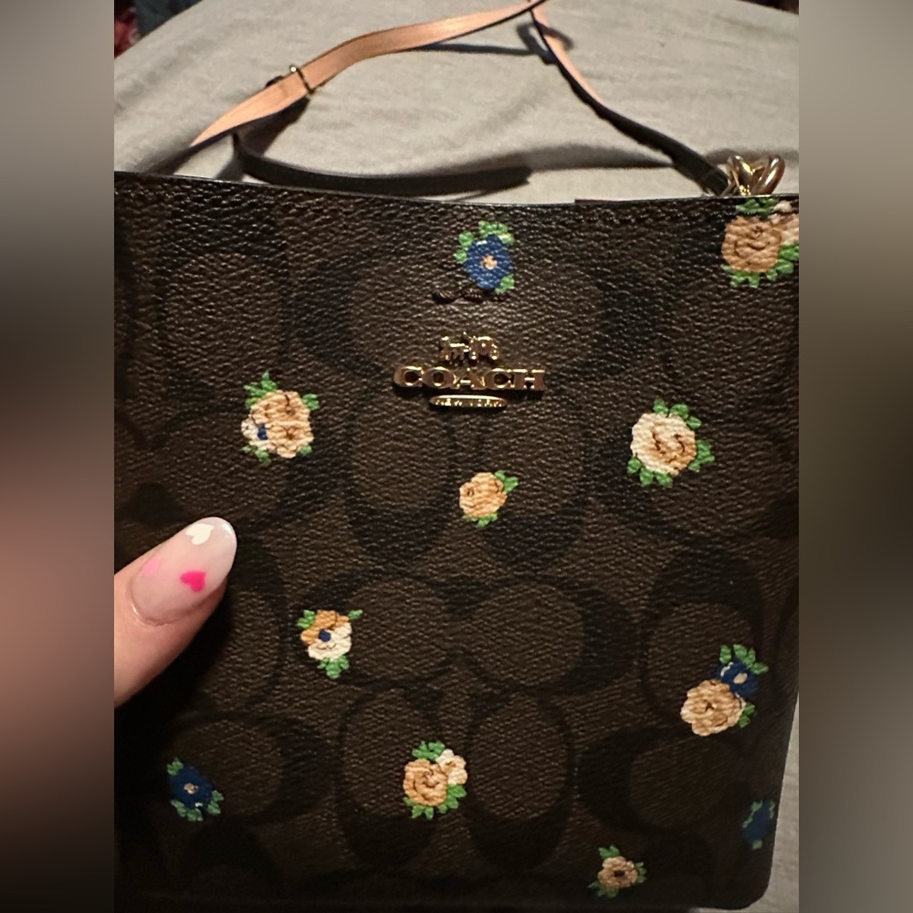 Coach; little bucket bag